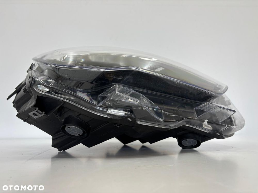 Opel Combo E Lampa Prawa Przód Przednia 9816825480 - 11