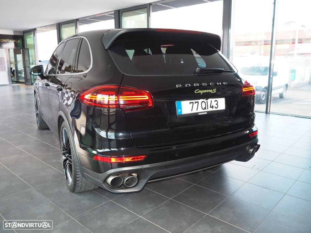 Porsche Cayenne S E-Hybrid Platinum Edition - 24