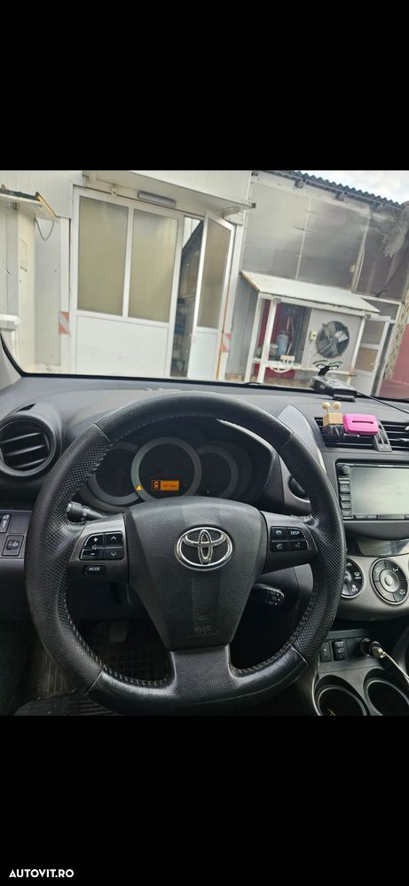 Toyota RAV4 2.2 D-4D AWD Comfort - 7