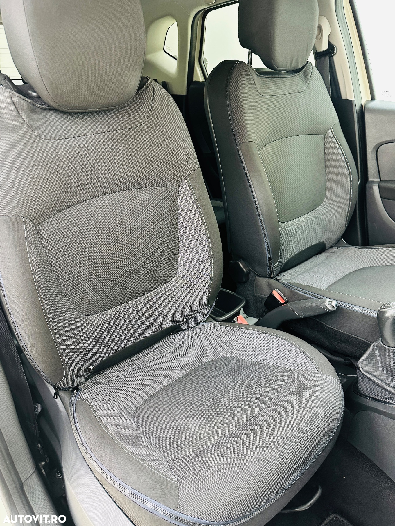 Renault Captur - 17