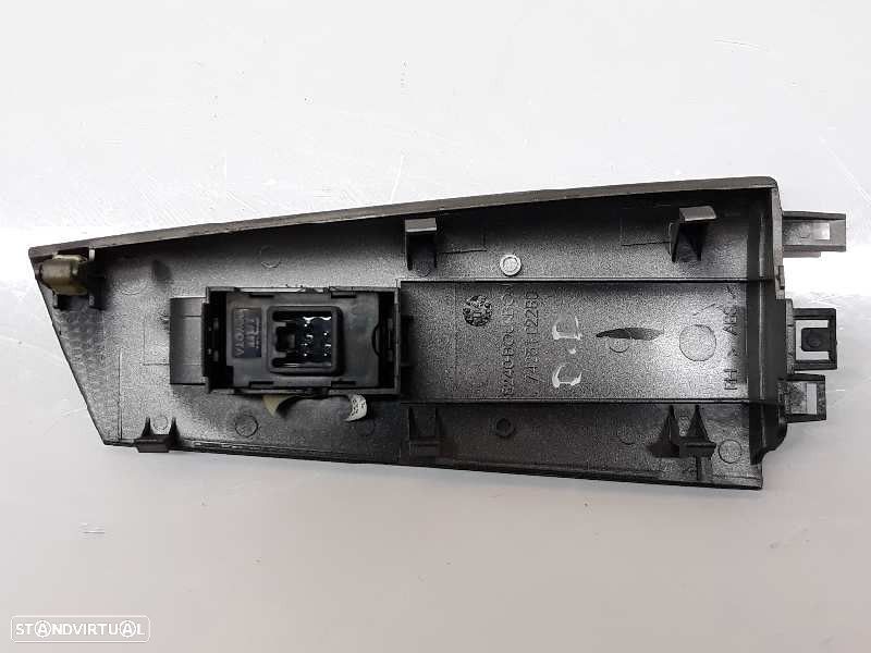 COMANDO ELEVADOR DE VIDRO FRONTAL DIREITO TOYOTA COROLLA 2005 -8481002041 - 1