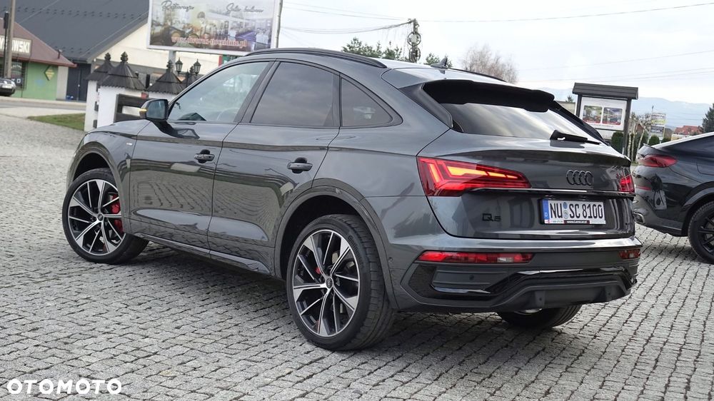 Audi Q5 Sportback - 4