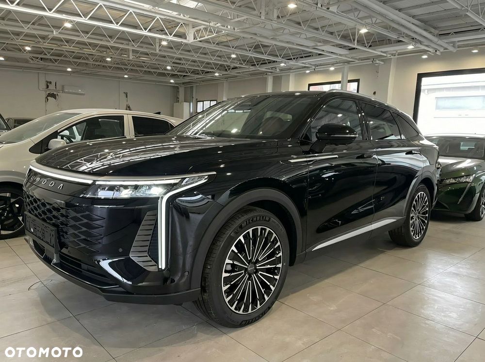 Omoda 9 1.5 Super Hybrid Exclusive AWD - 11