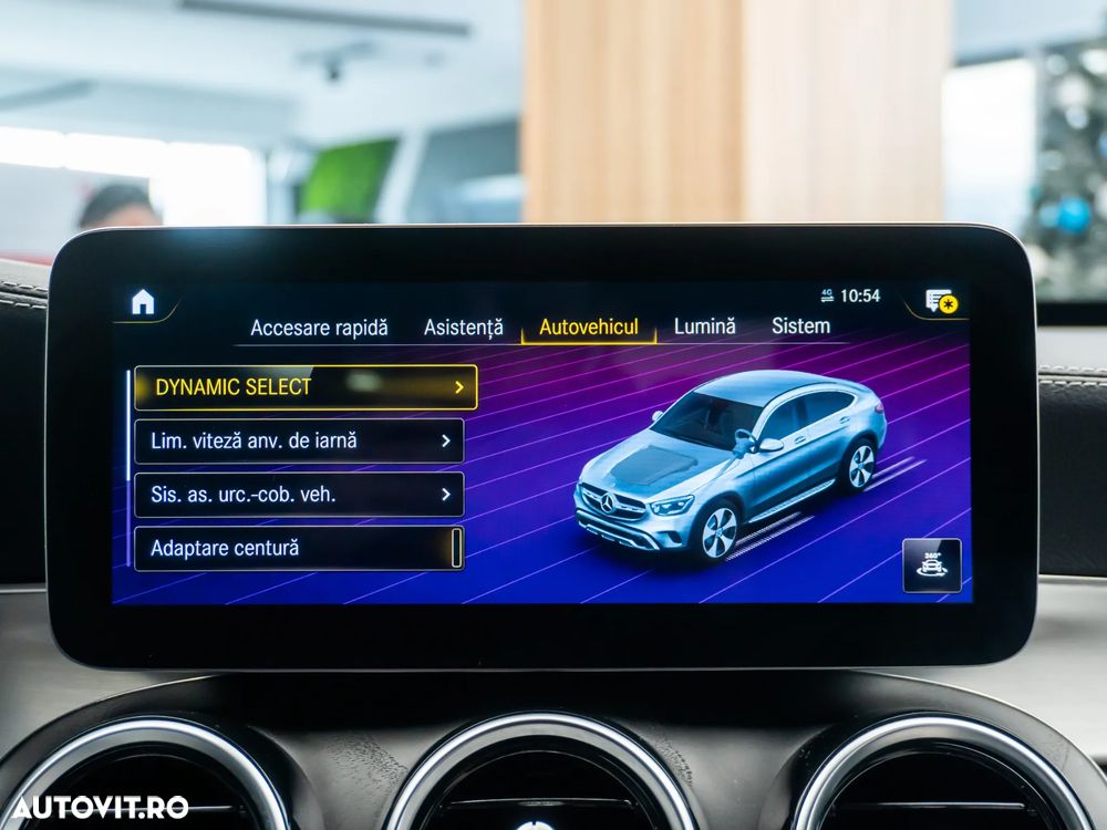 Mercedes-Benz GLC Coupe 300 e 4Matic 9G-TRONIC AMG Line Plus - 27
