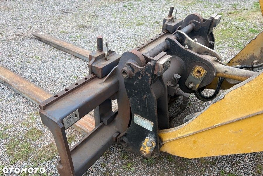 Caterpillar 962G - 15