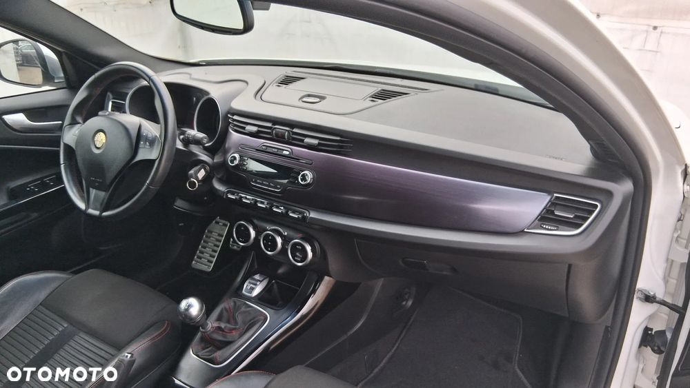 Alfa Romeo Giulietta 1.4 TB 16V Impression - 13