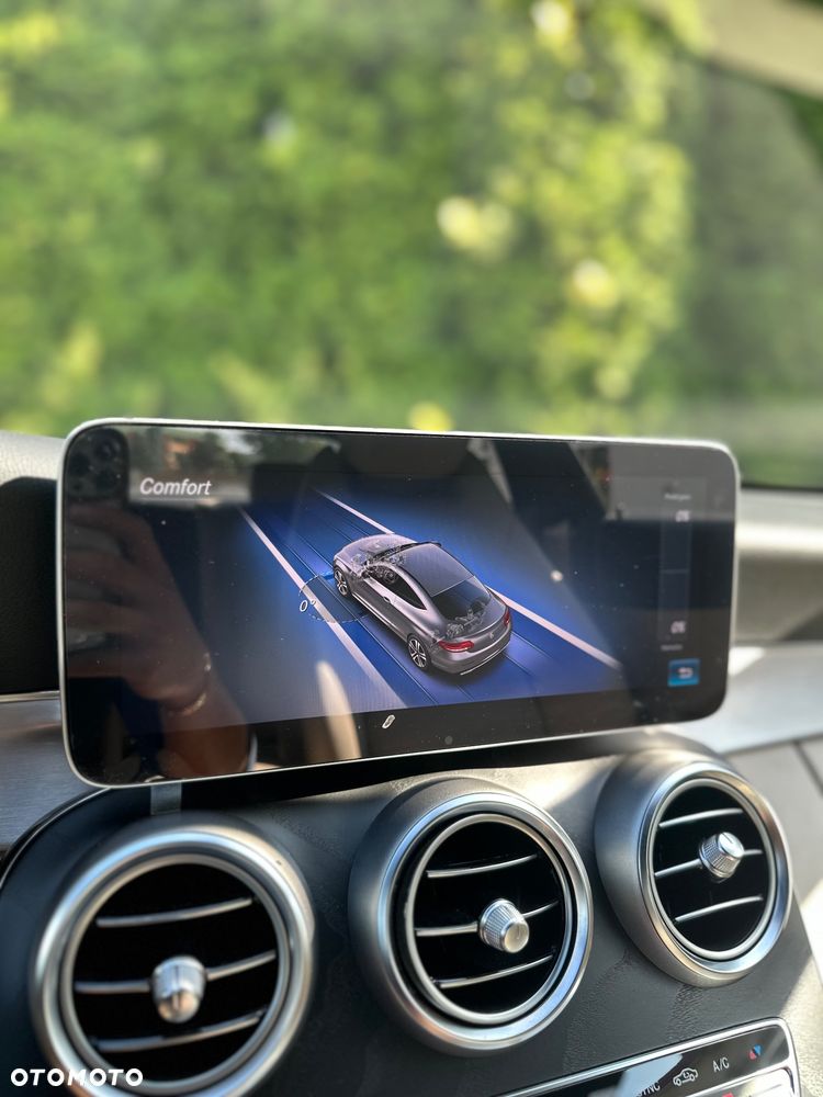 Mercedes-Benz Klasa C 300 4MATIC 9G-TRONIC - 26
