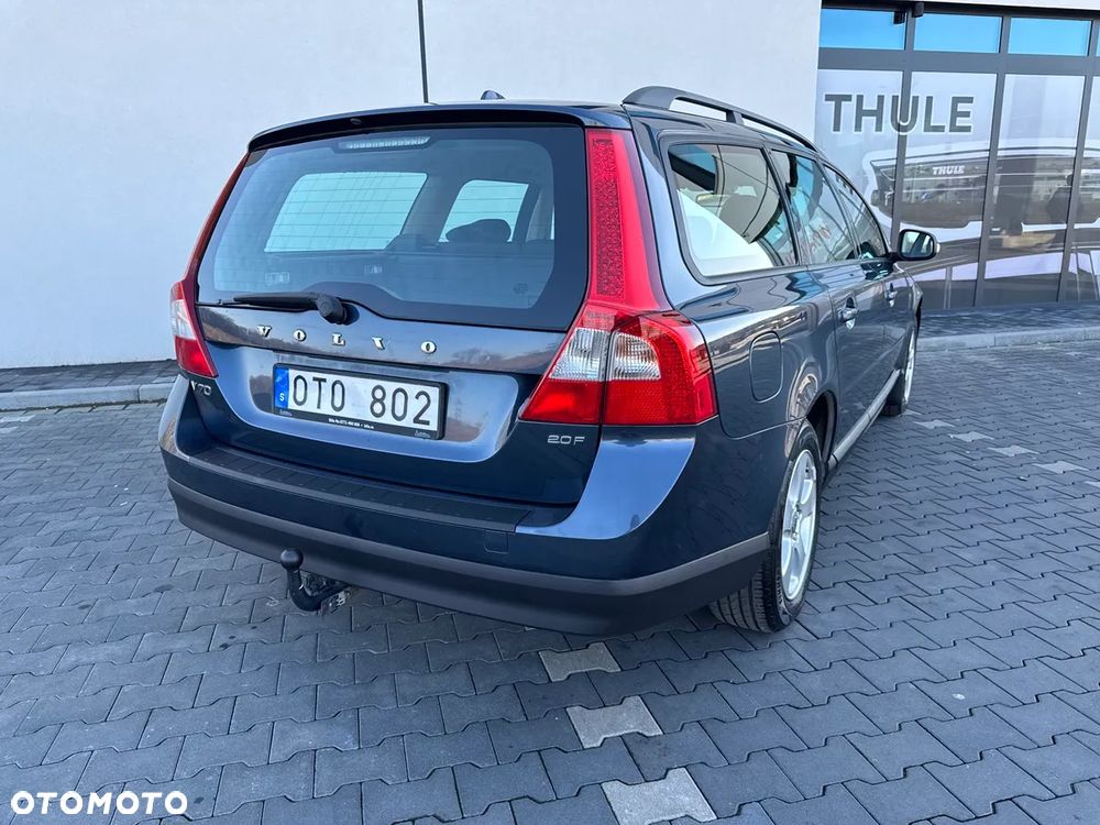 Volvo V70 2.0 Momentum - 22