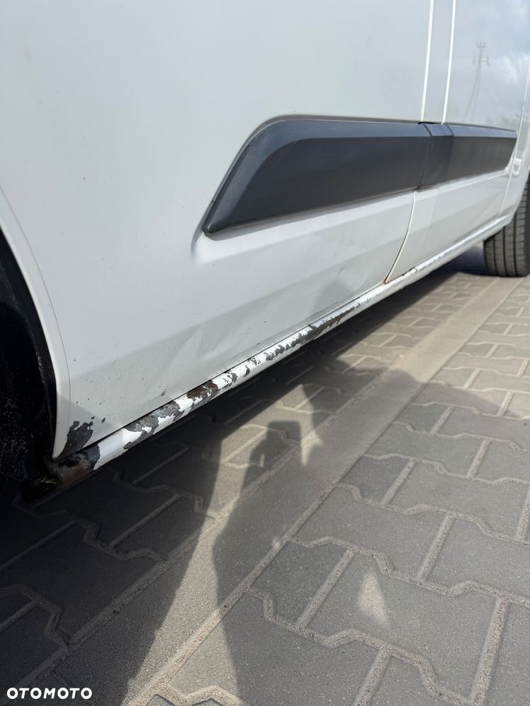 Ford Transit Custom - 13