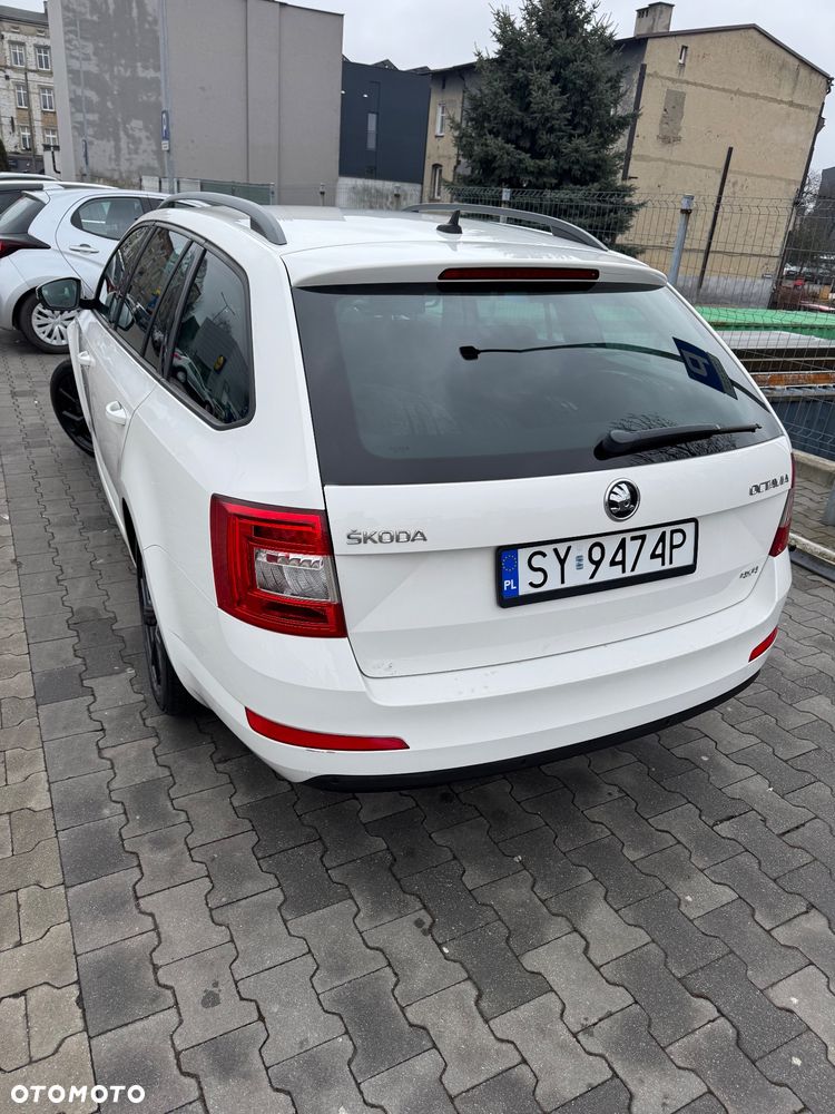 Skoda Octavia 2.0 TDI (Green tec) 4x4 DSG RS - 2
