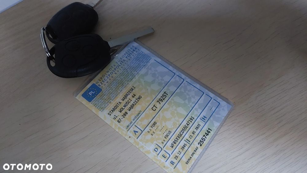 Ford Focus 1.6 Ambiente - 28