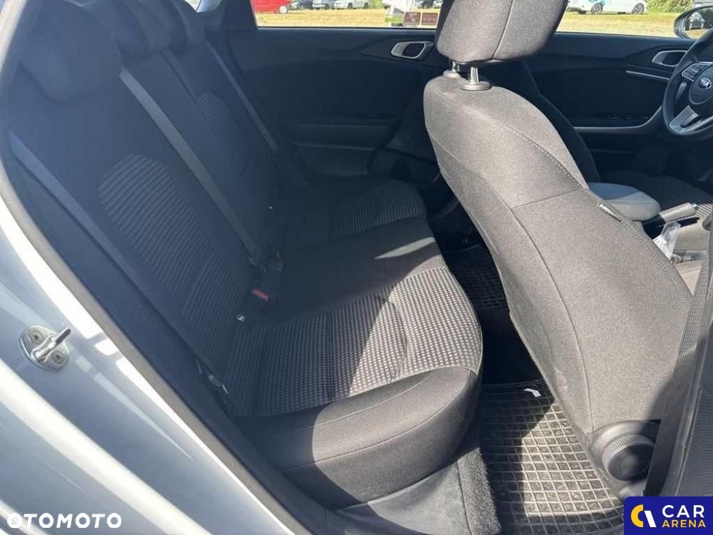 Kia Ceed - 22
