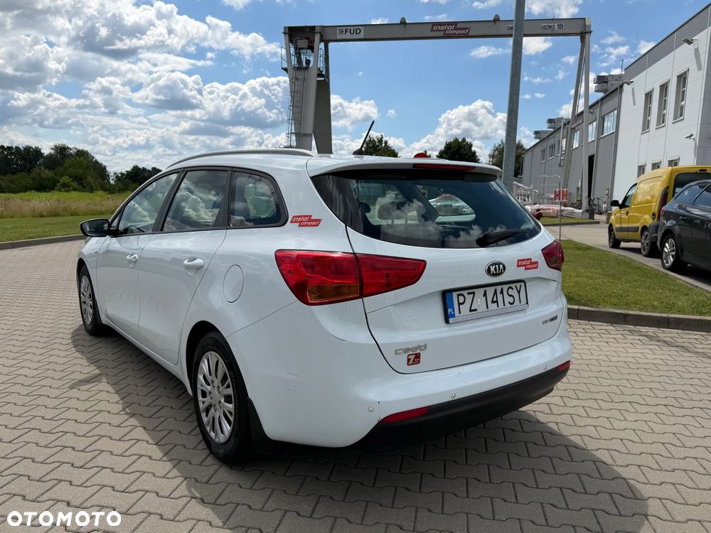 Kia Ceed 1.6 CRDi M - 4