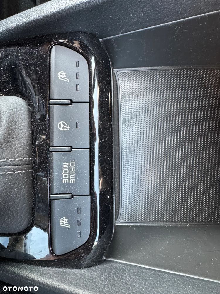 Kia Stonic 1.0 T-GDI M DCT - 11