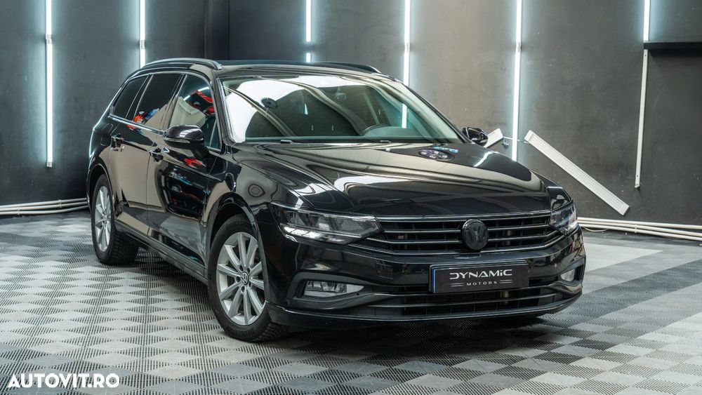 Volkswagen Passat - 2