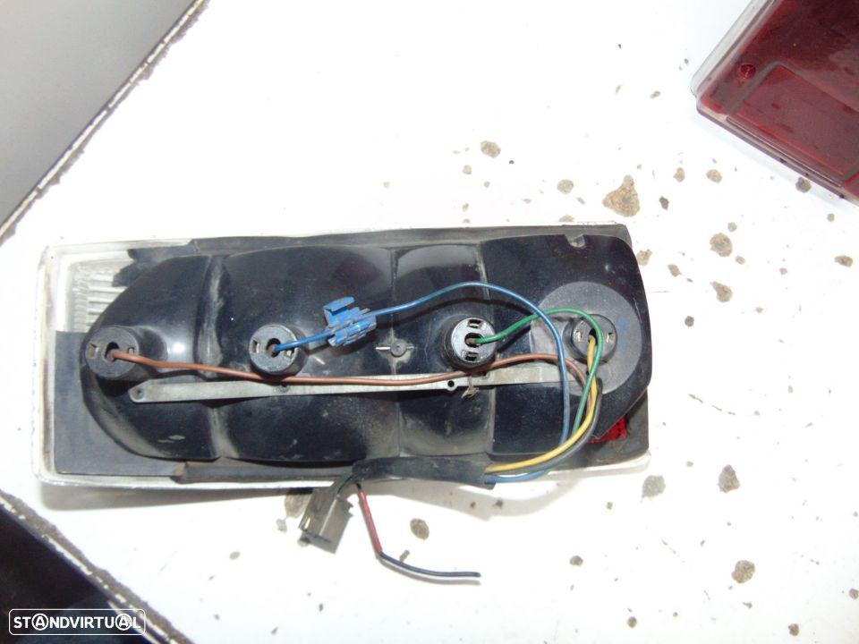 Antigos peugeot farolins - 5