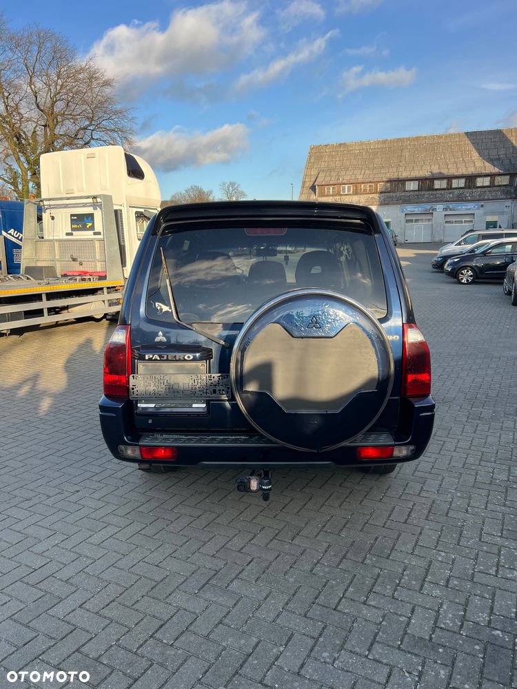 Mitsubishi Pajero 3.2 DI-D Automatik Liberty - 7