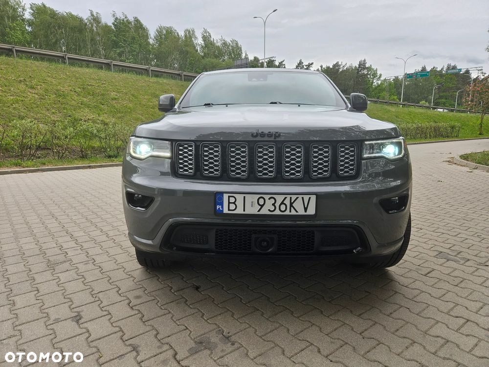 Jeep Grand Cherokee - 4