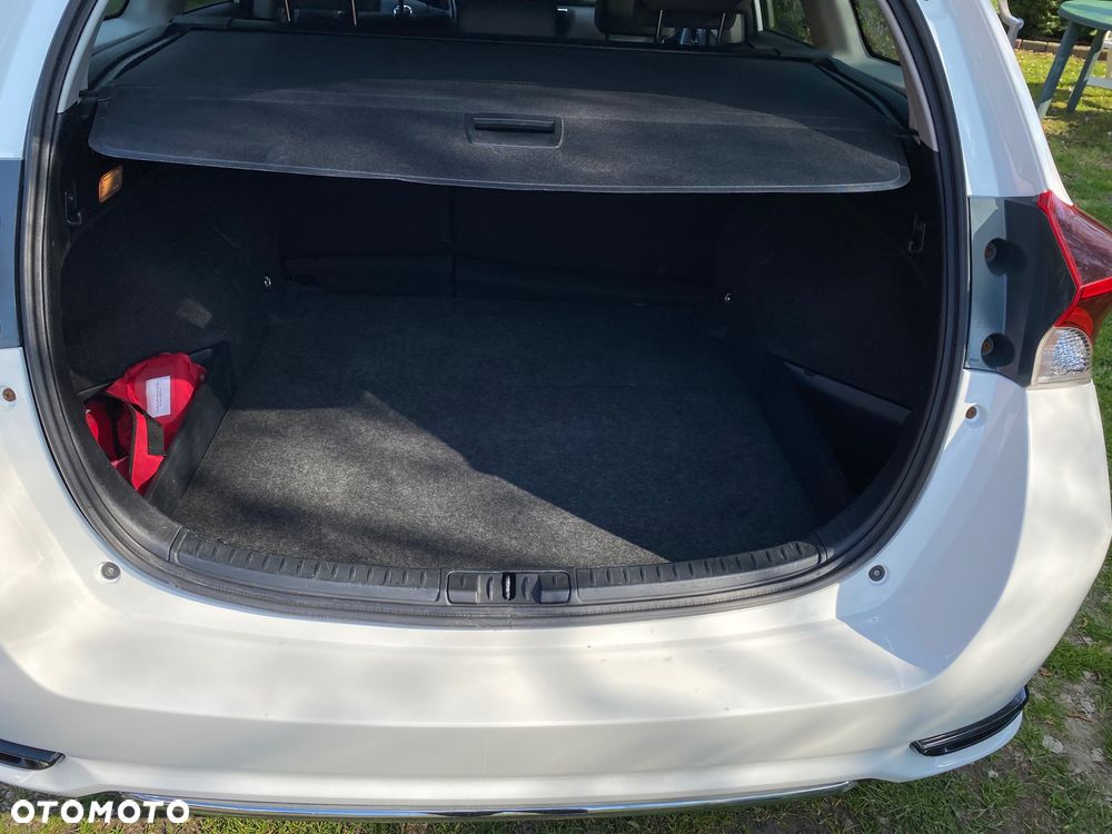 Toyota Auris 1.6 Valvematic Executive - 27