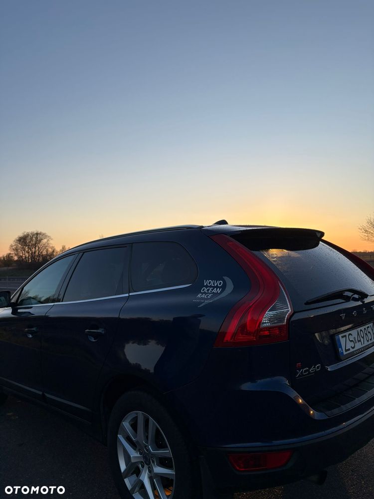 Volvo XC 60 - 6