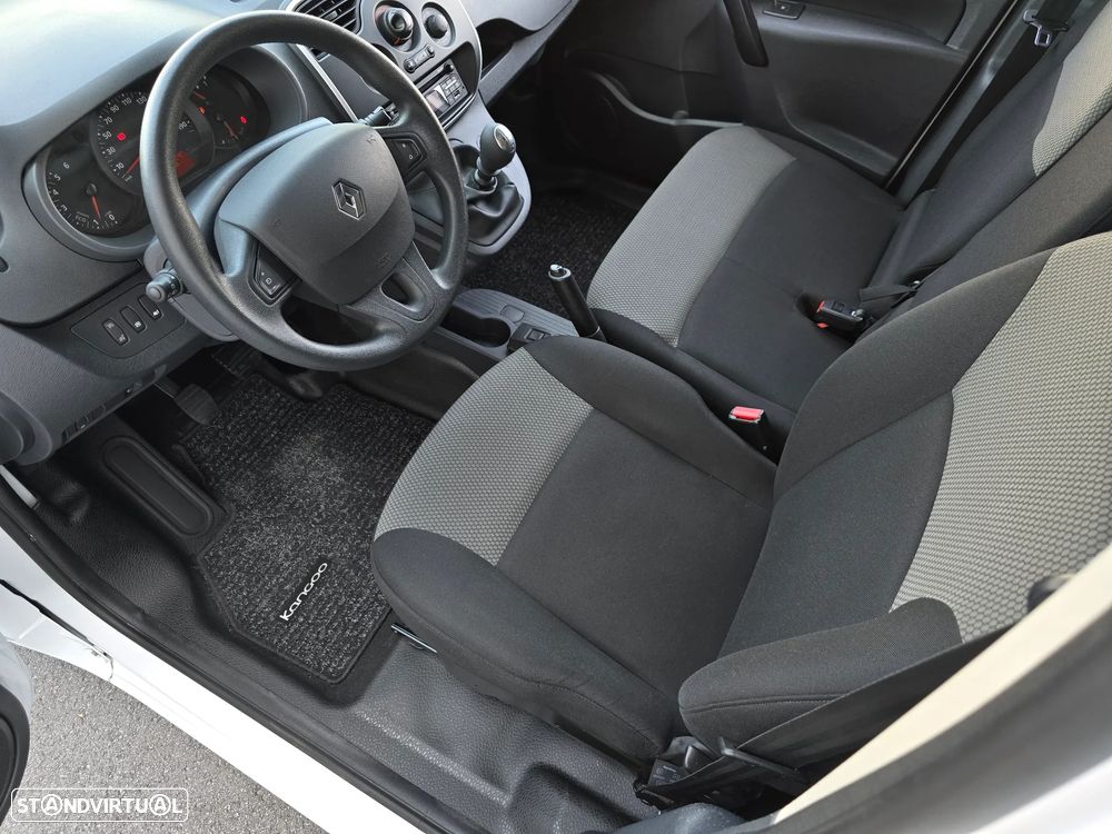 Renault Kangoo MAXI 1.5 DCI 3 Lugares - 24
