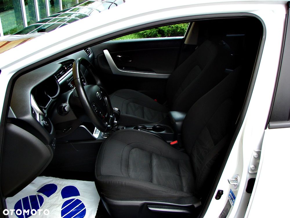 Kia Ceed 1.4 CVVT Dream Team Edition - 5