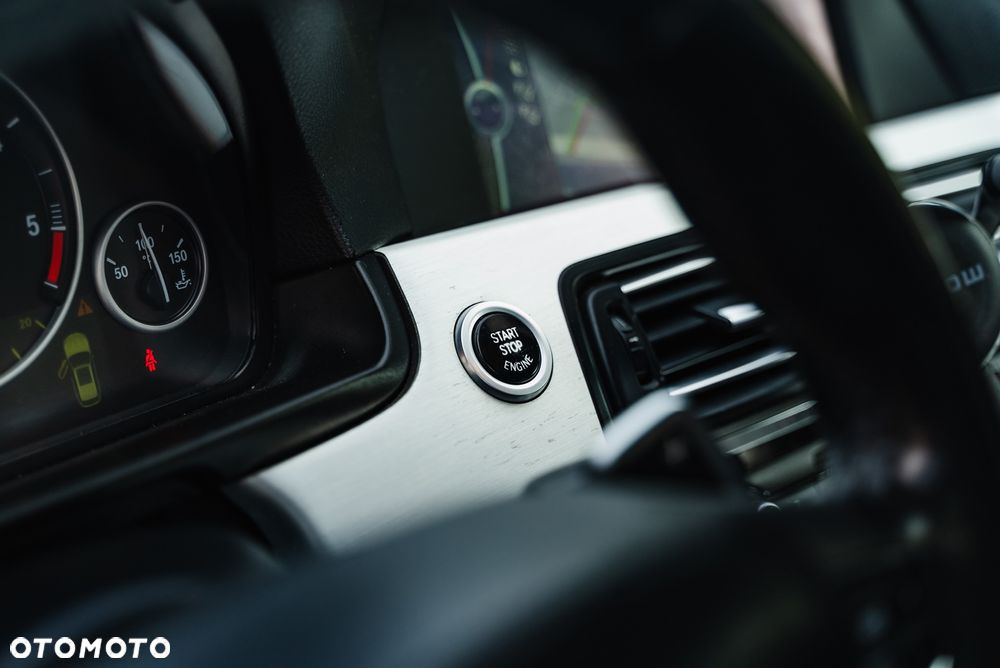 BMW Seria 5 535d Touring - 33