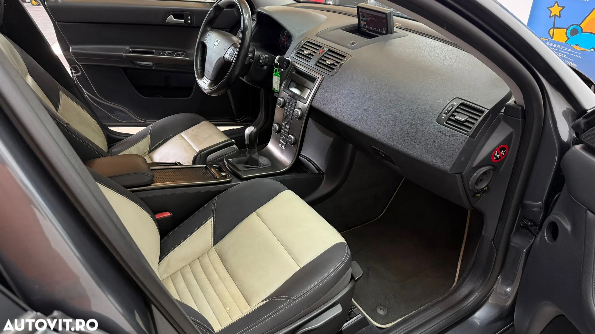 Volvo V50 D2 Rdesign - 8