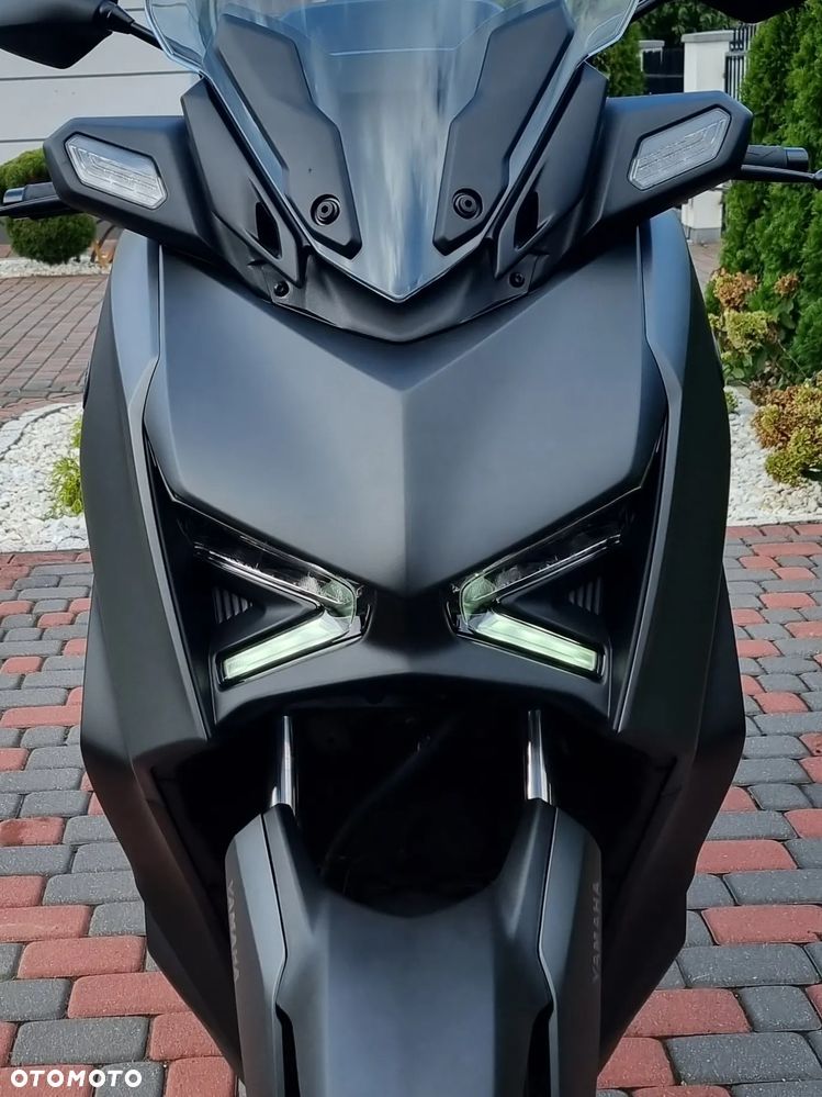 Yamaha X-max - 1