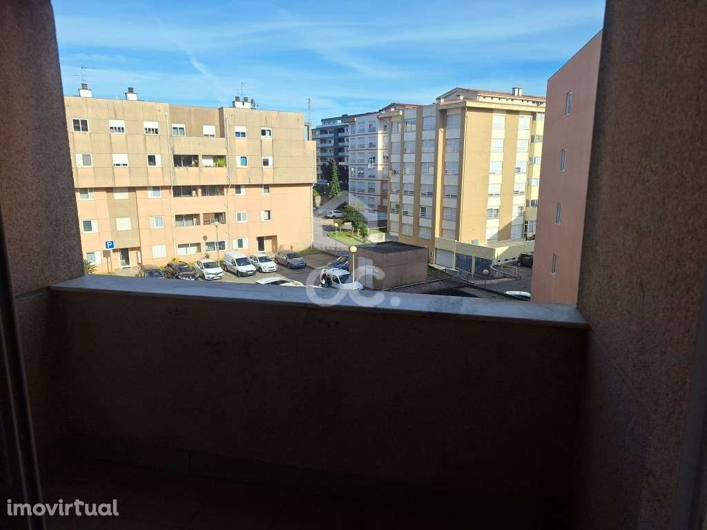 Apartamento T2 duplex em Calendário - Grande imagem: 2/16