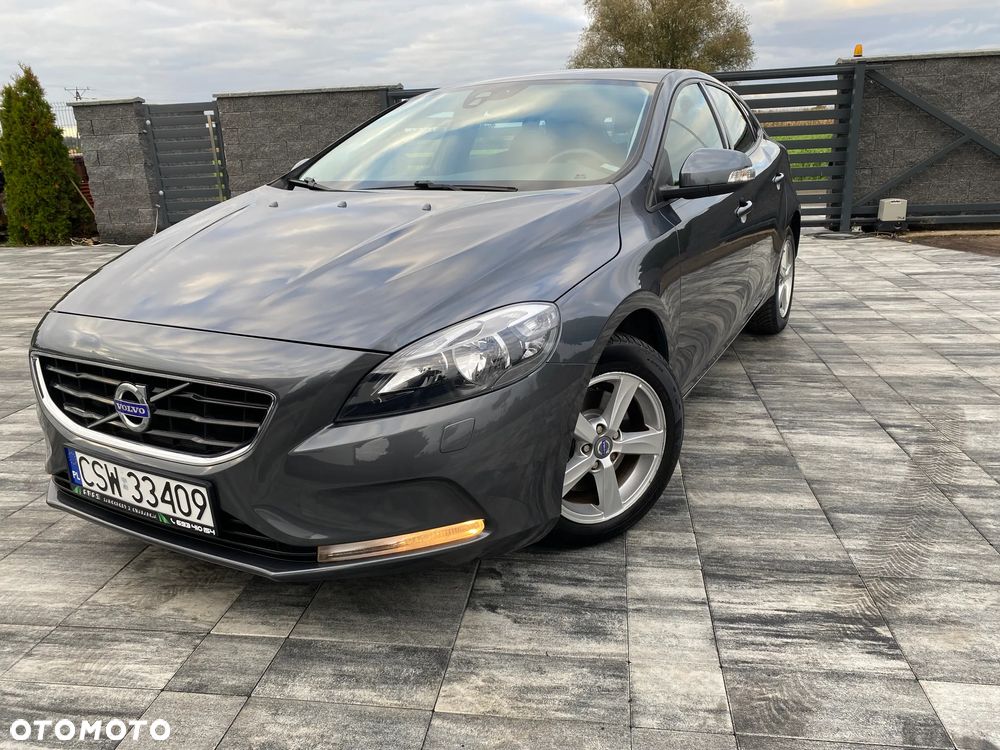 Volvo V40 T3 Momentum - 14