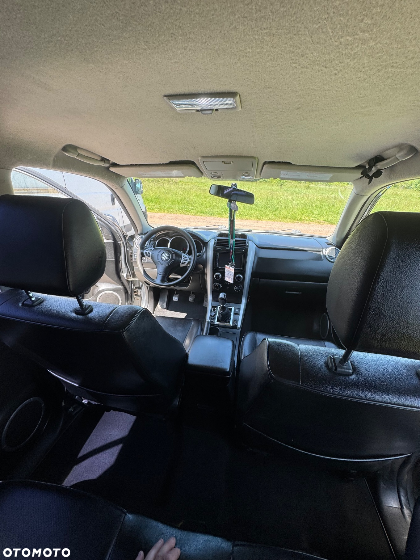 Suzuki Grand Vitara 2.0 - 19