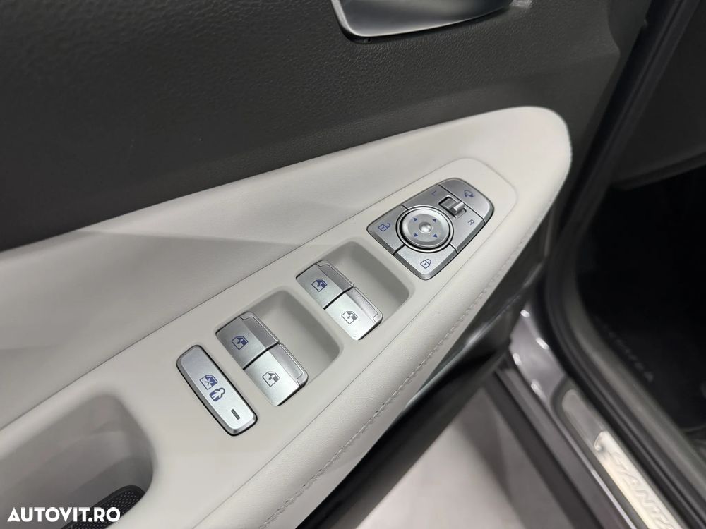 Hyundai Santa Fe 1.6 Plugin-Hybrid 4WD 6-Sitzer Signature - 6