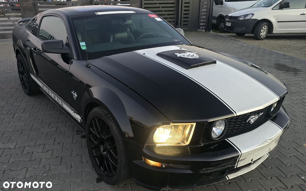 Ford Mustang 4.6 V8 GT Premium - 11