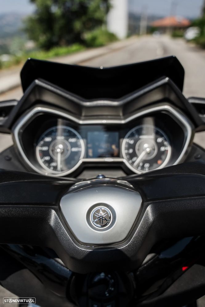 Yamaha X-Max 300 - 26