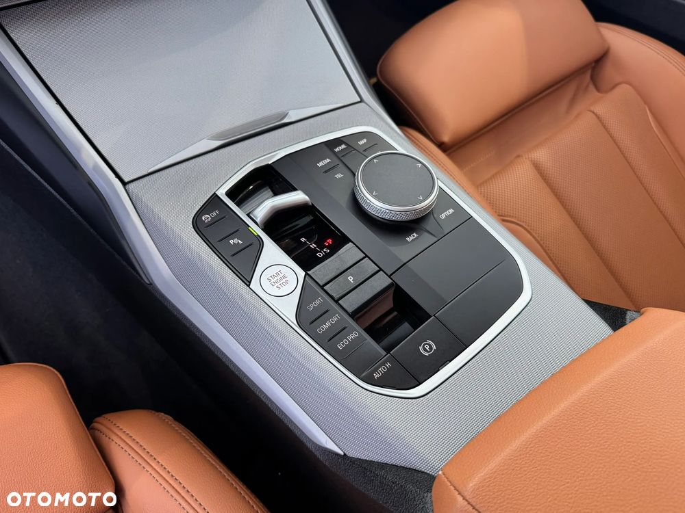 BMW Seria 3 318d MHEV Sport Line - 21