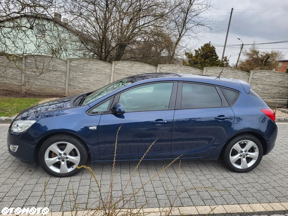 Opel Astra - 13