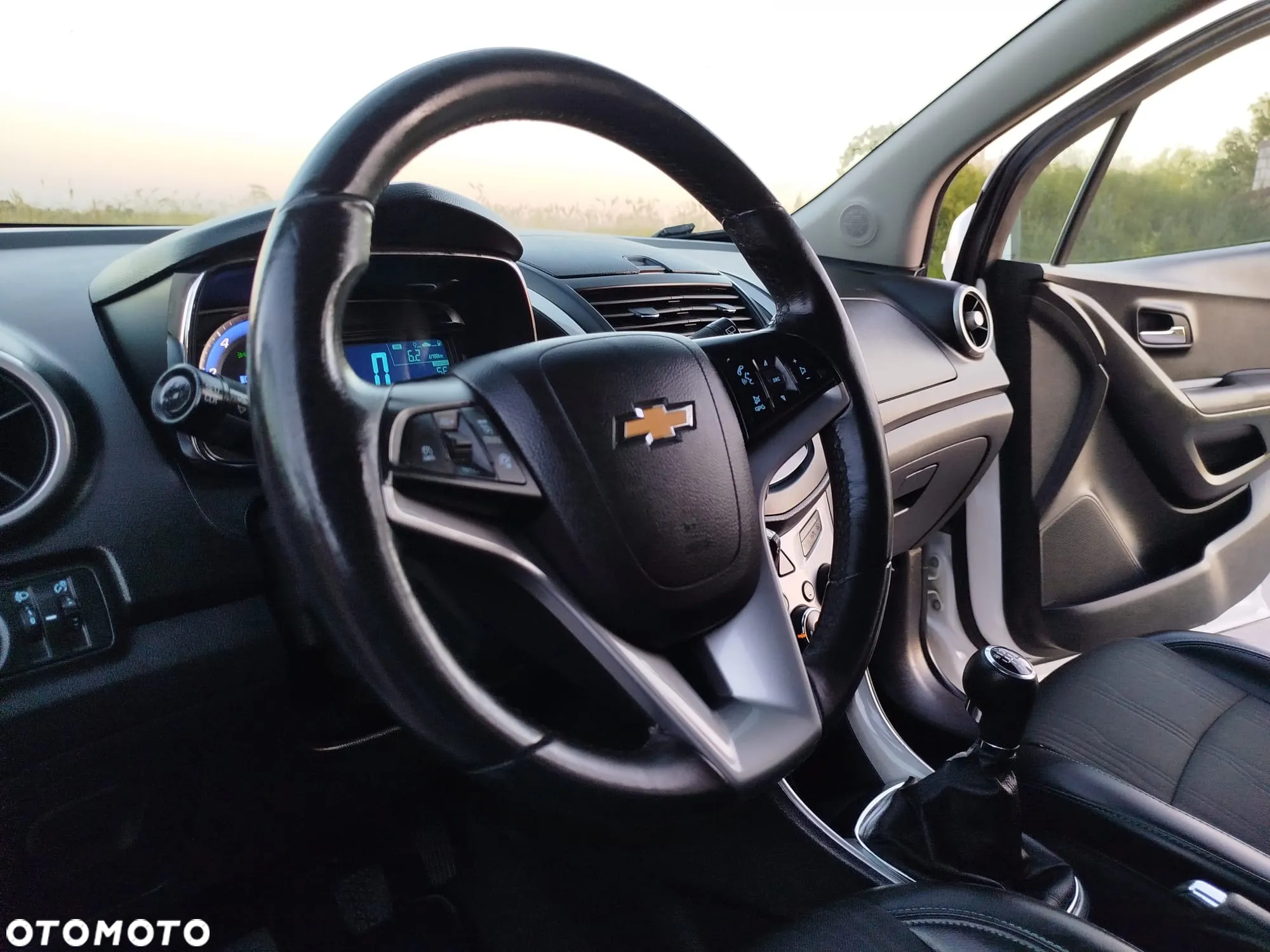 Chevrolet Trax 1.7TD LT+ - 24