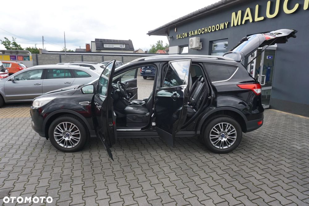 Ford Kuga 2.0 TDCi 2x4 Titanium - 16