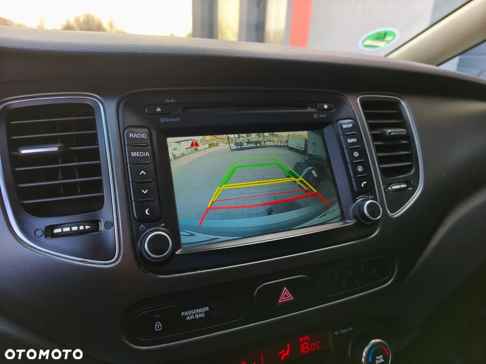 Kia Carens 1.7 CRDi XL 7os - 15