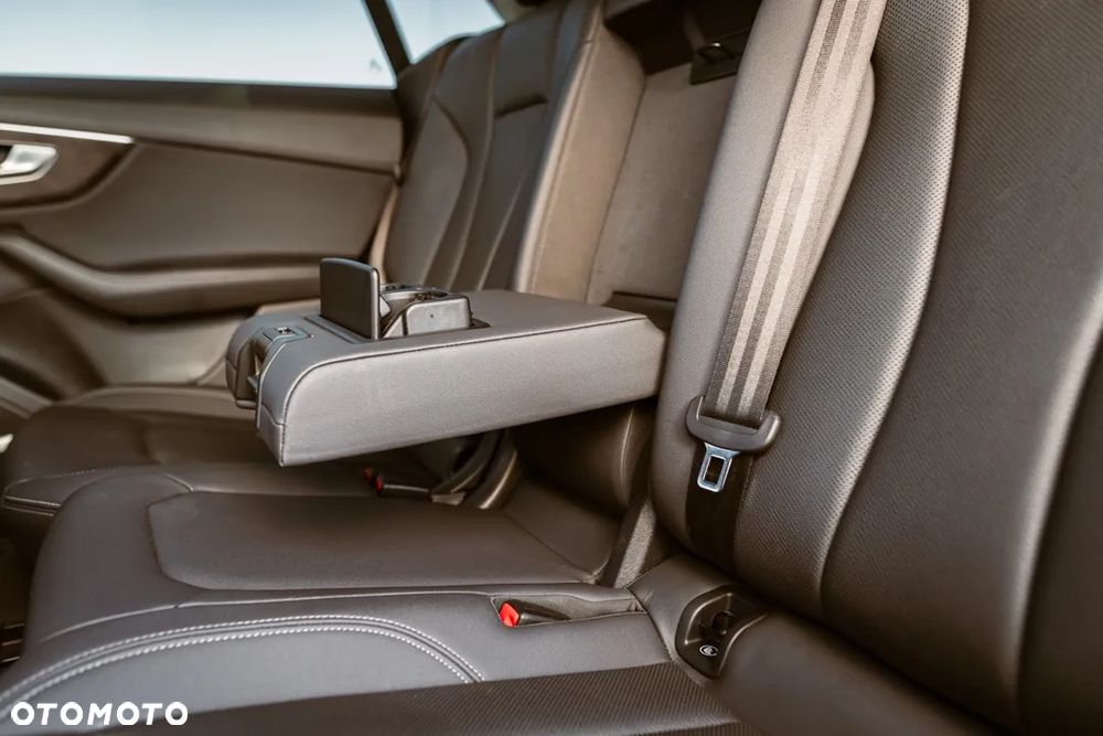 Audi Q8 55 TFSI quattro tiptronic - 34