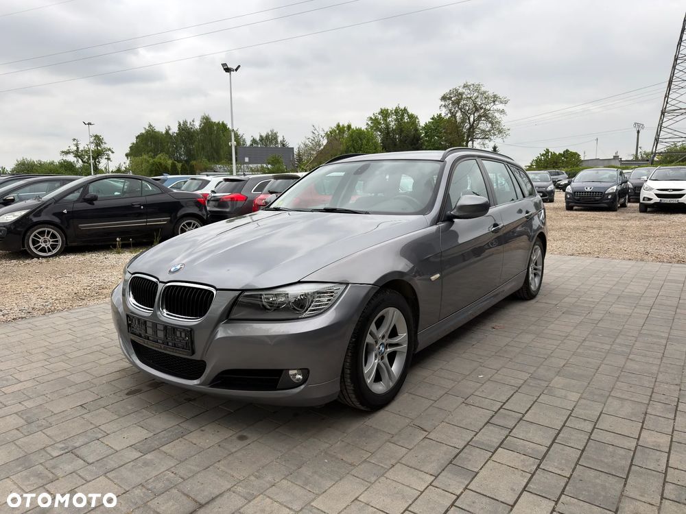 BMW Seria 3 318d - 13