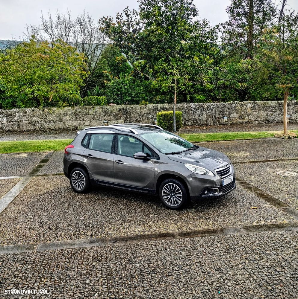 Peugeot 2008 1.6 BlueHDi GT Line - 27