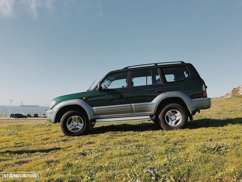 Toyota Land Cruiser Prado - 3