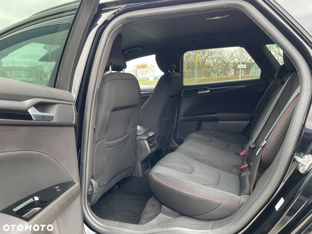 Ford Mondeo 1.5 EcoBoost ST-Line - 15