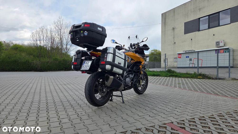 Aprilia Caponord - 4