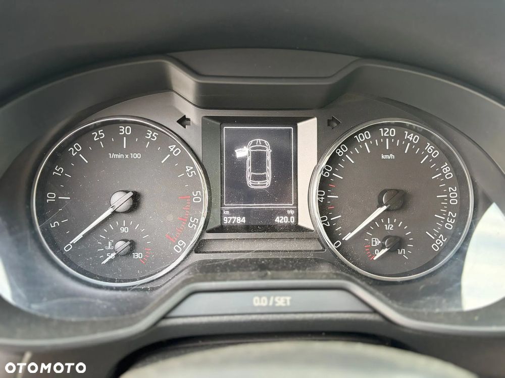 Skoda Octavia 2.0 TDI (Green tec) DSG Joy - 12