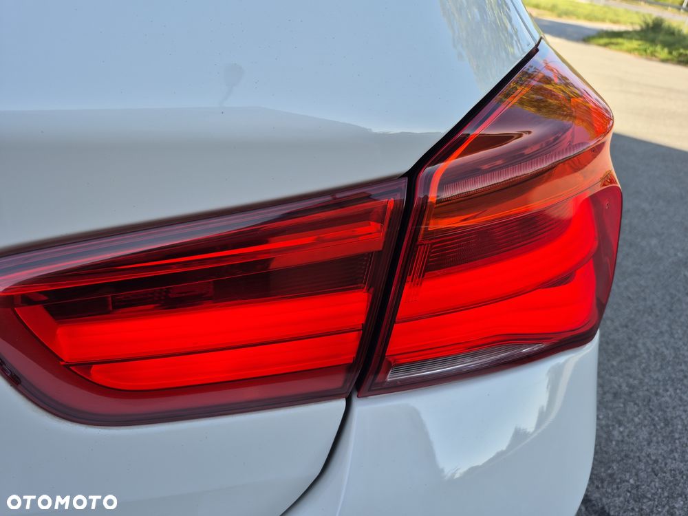 BMW Seria 1 116i - 27