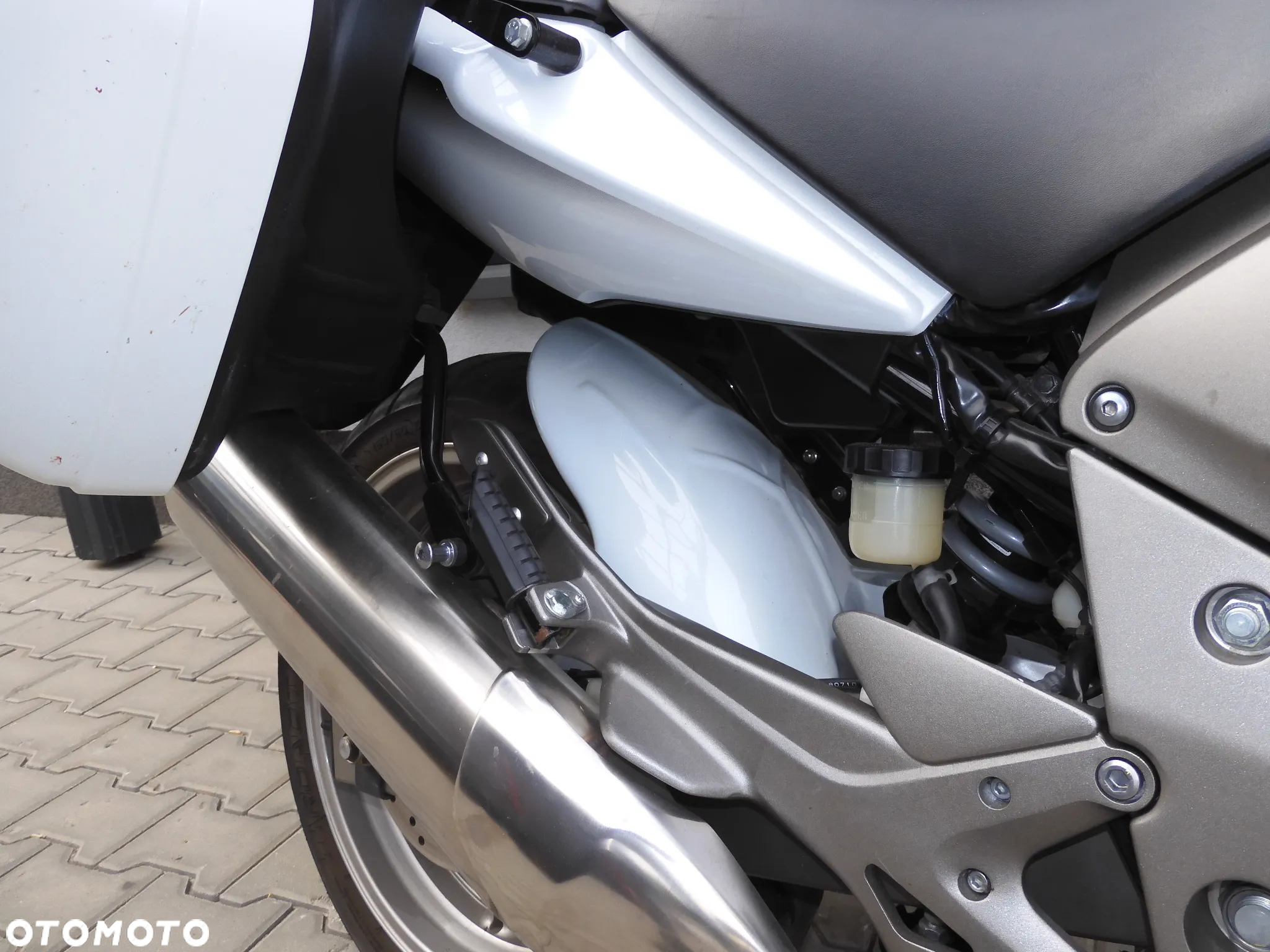 Honda CBF - 17