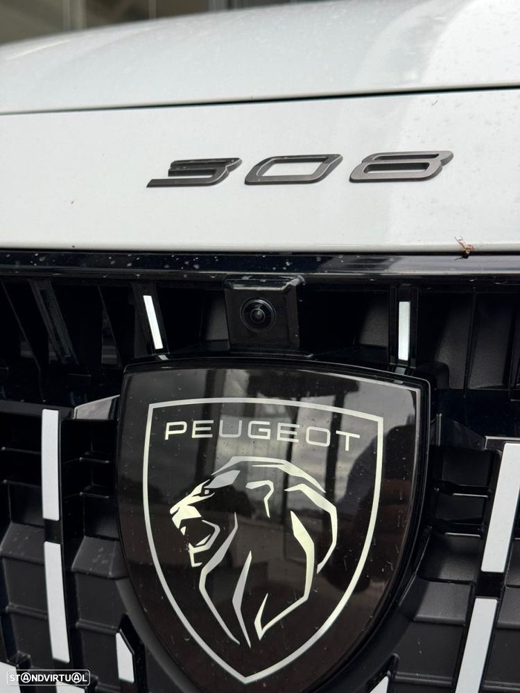 Peugeot 308 1.2 Hybrid GT e-DCS6 - 11
